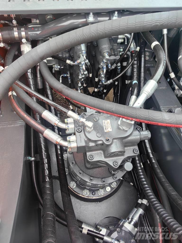 Develon DX 360LCA-7B 大型油圧ショベル12t以上（パワーショベル・ユンボ）