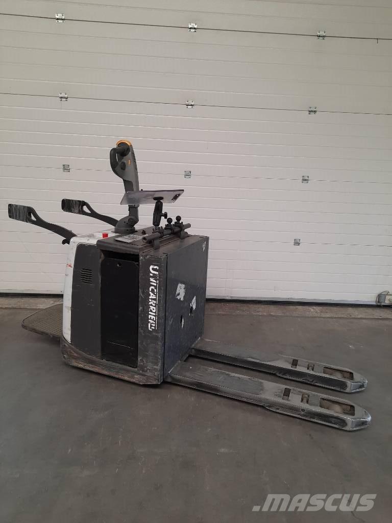 UniCarriers PMR200 ローリフトとプラットフォーム