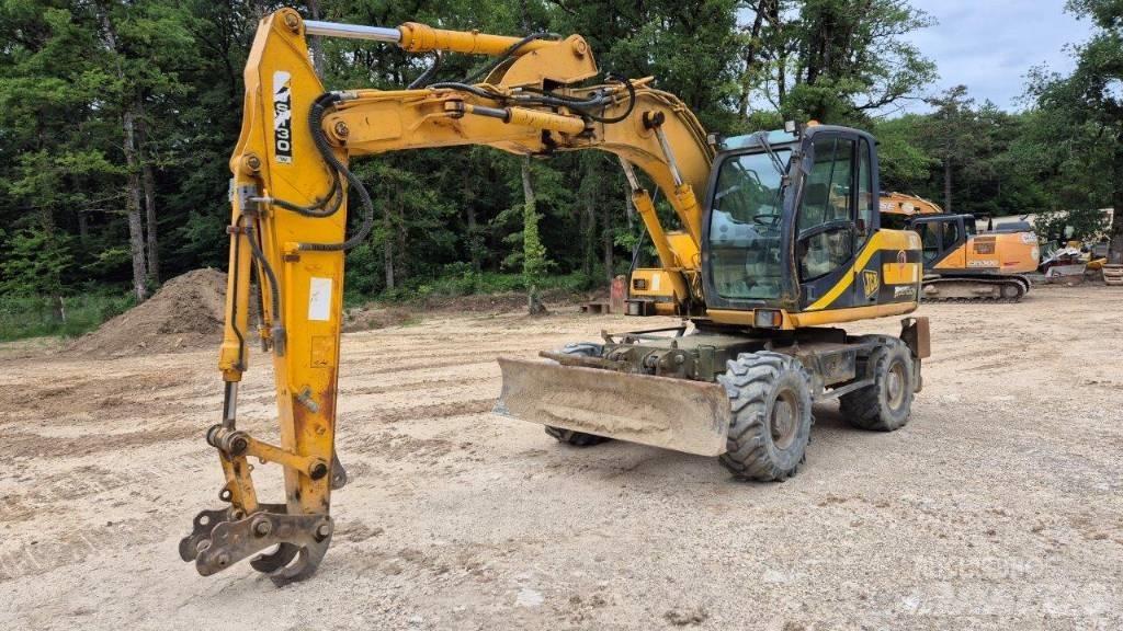 JCB JS 130 W ホイール式油圧ショベル（パワーショベル・ユンボ・バックホー）