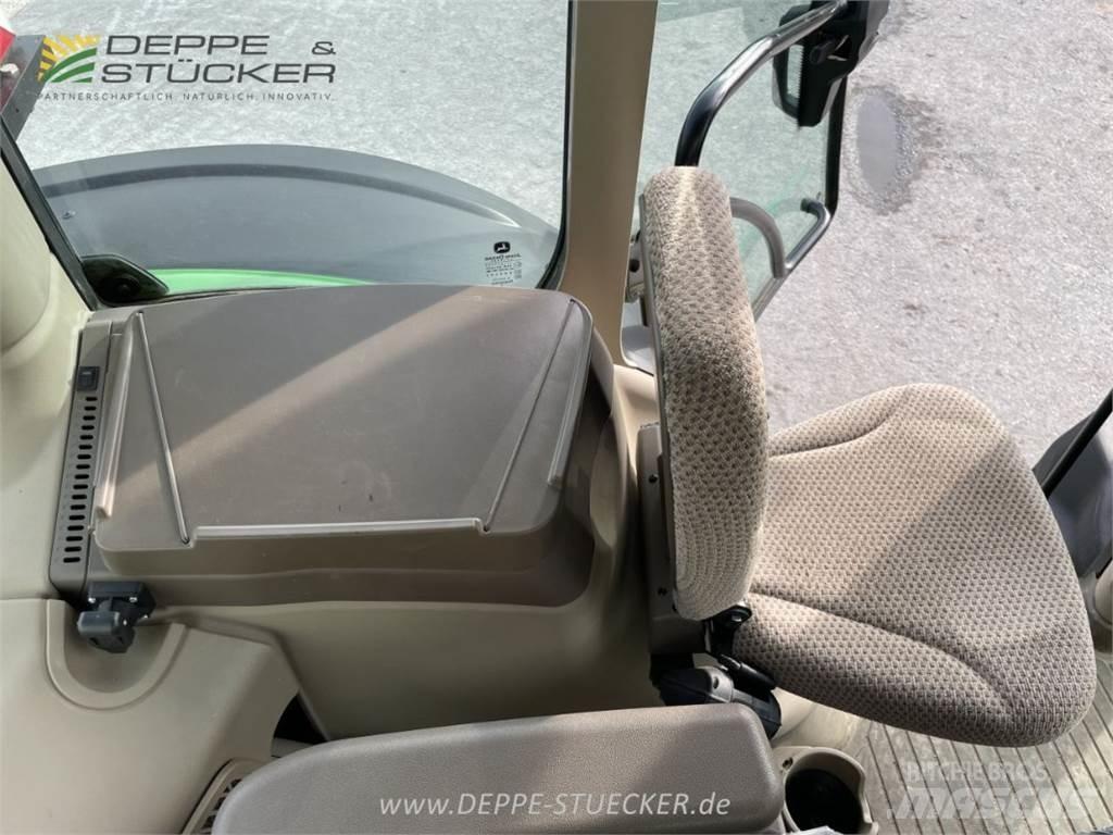 John Deere 6250R トラクター