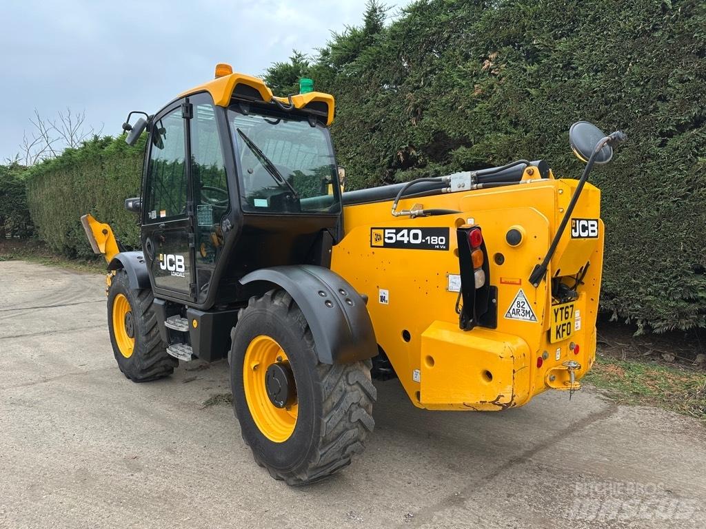 JCB 540-180 テレスコーピックハンドラー