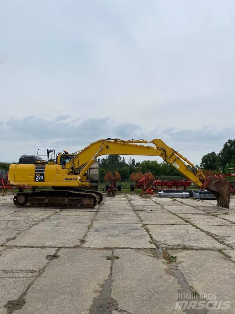 Komatsu PC 210 LC 大型油圧ショベル12t以上（パワーショベル・ユンボ）