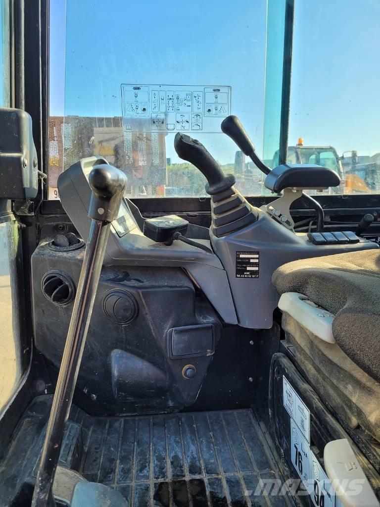Yanmar SV 26 ミニ油圧ショベル 7t以下（ミニユンボ・ミニディガー）