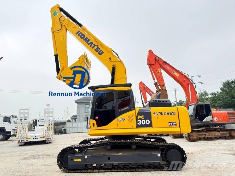 Komatsu PC 300 大型油圧ショベル12t以上（パワーショベル・ユンボ）
