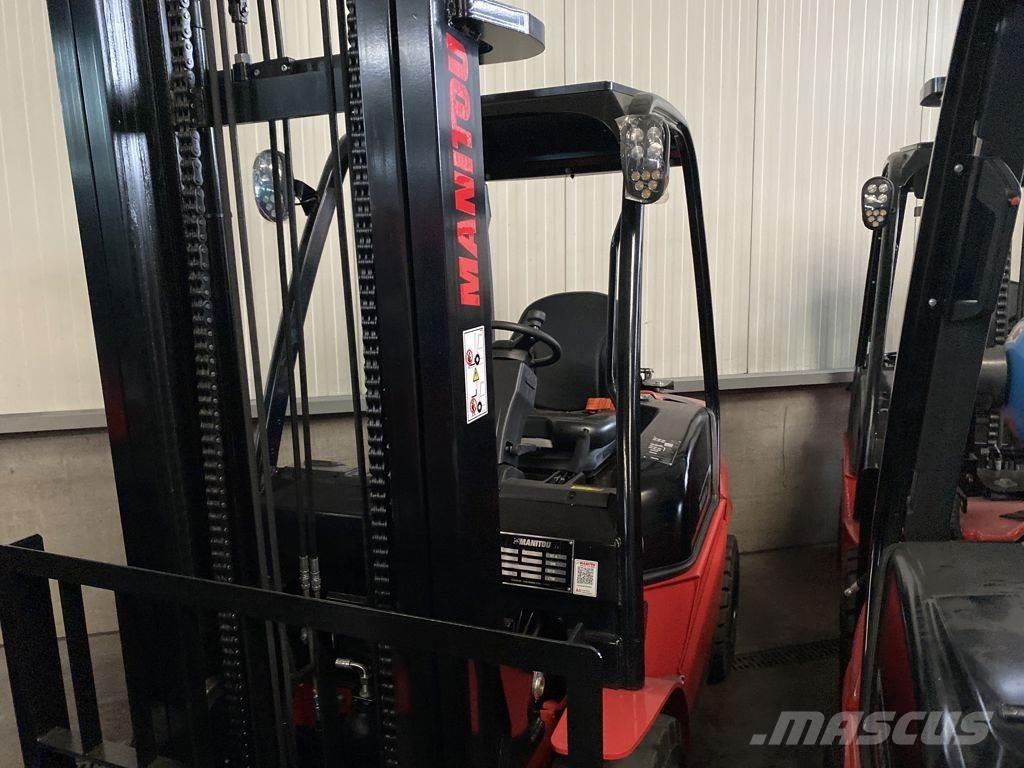 Manitou MI35G LPGフォークリフト