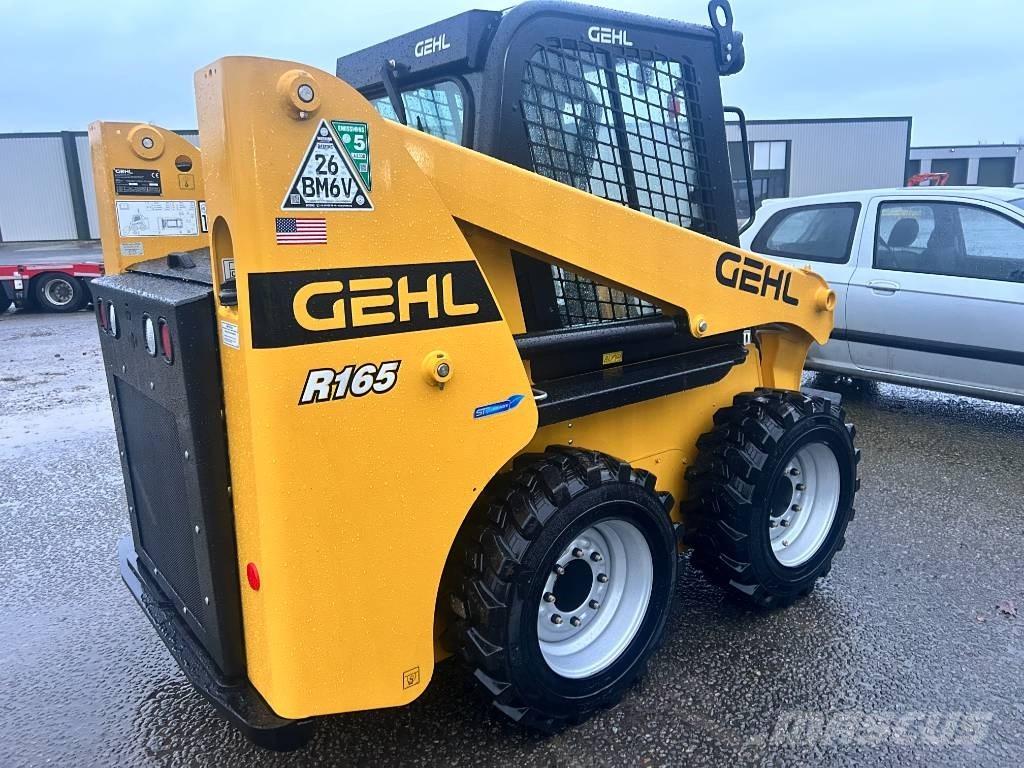 Gehl R 165 スキッドステアローダー