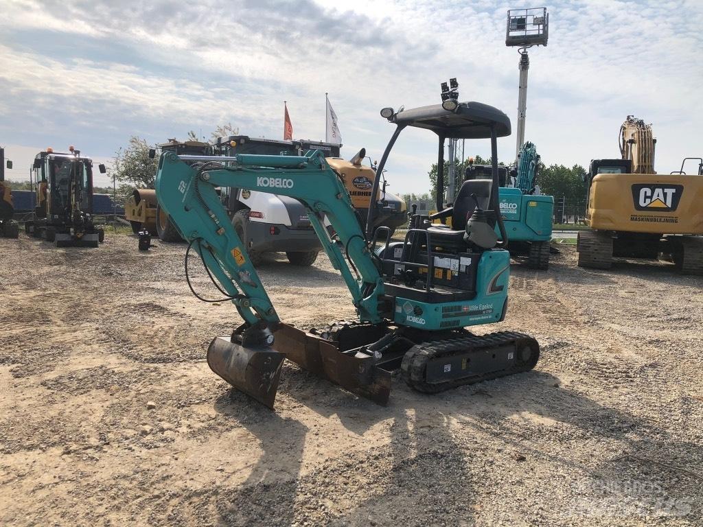 Kobelco SK 17 SR-3 ミニ油圧ショベル 7t以下（ミニユンボ・ミニディガー）