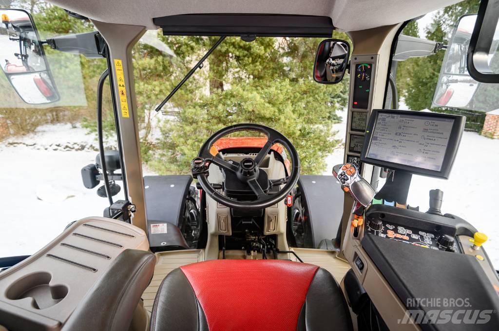 Case IH Optum 270CVX トラクター