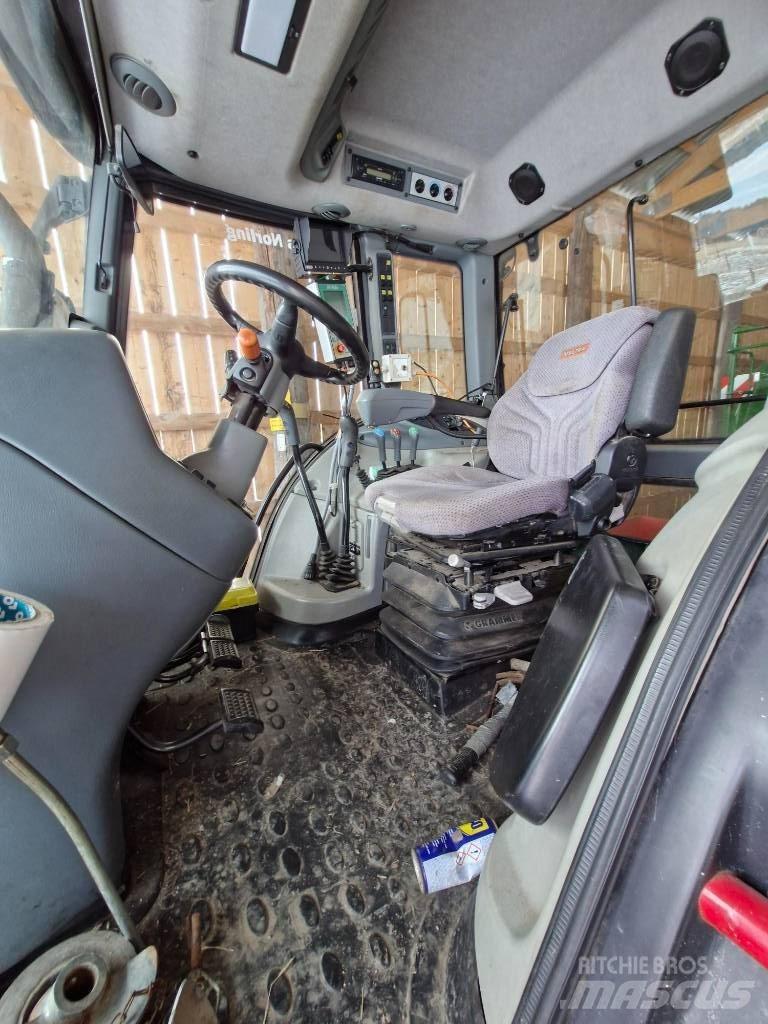 Valtra T 151 hitchec トラクター