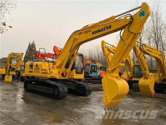 Komatsu PC200-7 大型油圧ショベル12t以上（パワーショベル・ユンボ）