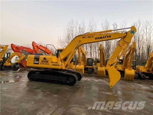 Komatsu PC200-7 大型油圧ショベル12t以上（パワーショベル・ユンボ）