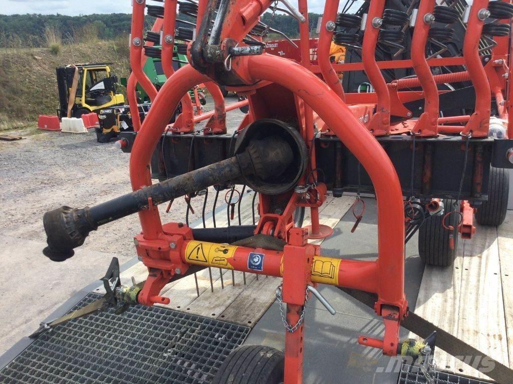 Kuhn GA 3801 GM ウィンドローア/レーキ