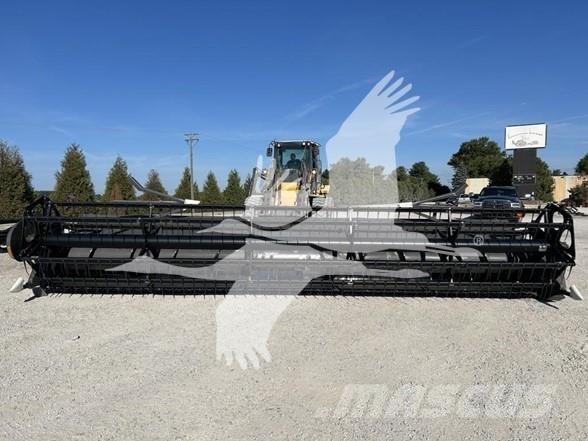 Agco 8200 コンバイン・ハーベスター・ヘッド