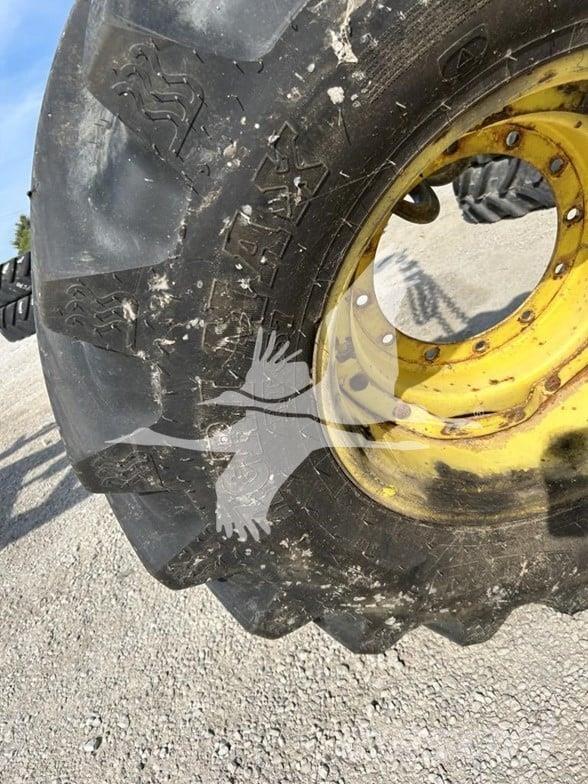 BKT 600/65R28 建設機械 -　その他