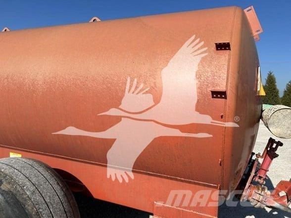 Calumet V3750 肥料散布機