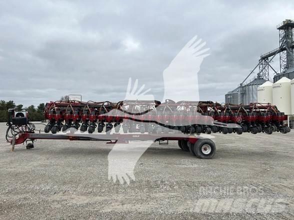 Case IH 1200 田植え機・種まき機