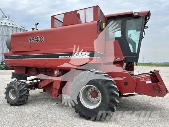 Case IH 1640 コンバイン