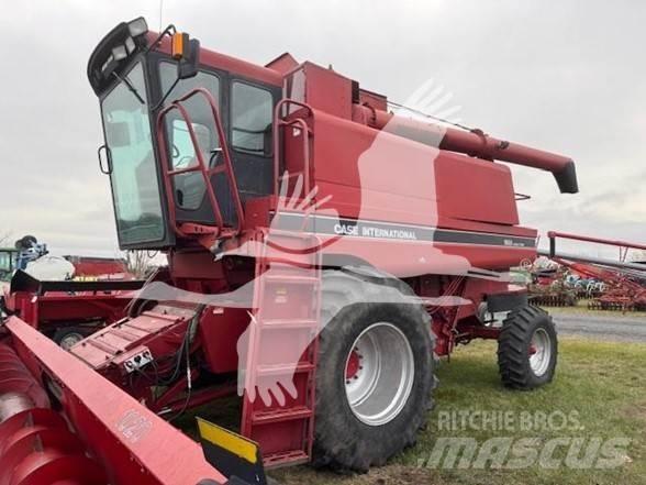 Case IH 1680 コンバイン