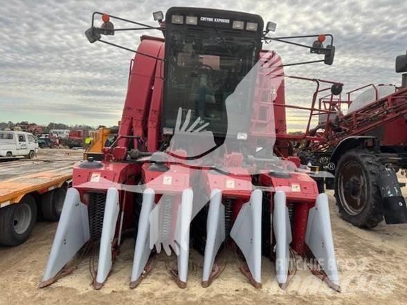 Case IH 2055 コンバイン