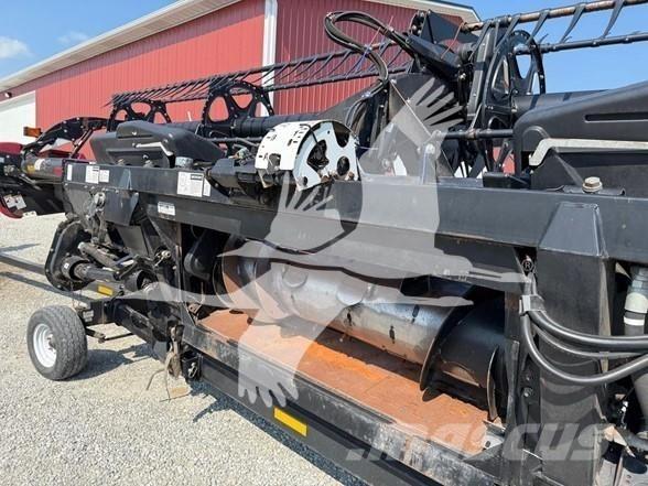 Case IH 2162 コンバイン・ハーベスター・ヘッド