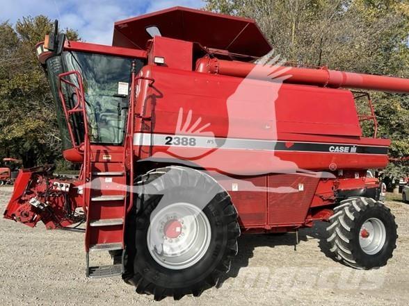 Case IH 2388 コンバイン