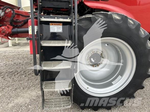 Case IH 7010 コンバイン