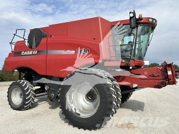 Case IH 7120 コンバイン