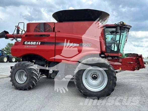 Case IH 8240 コンバイン