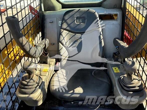 CAT 259D スキッドステアローダー