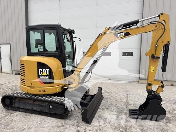 CAT 303.5E2 CR ミニ油圧ショベル 7t以下（ミニユンボ・ミニディガー）