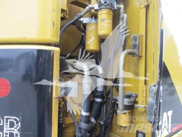 CAT 321C LCR 大型油圧ショベル12t以上（パワーショベル・ユンボ）
