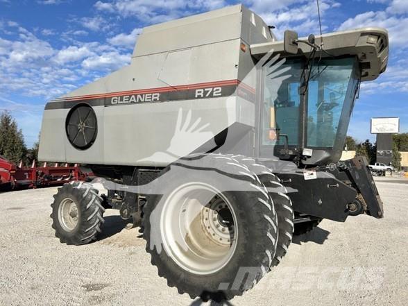 Gleaner R72 コンバイン