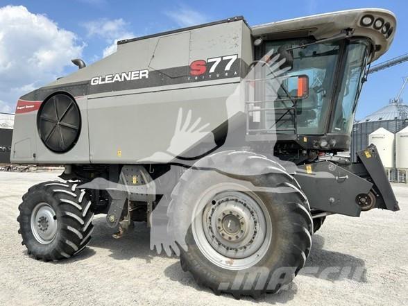 Gleaner S77 コンバイン