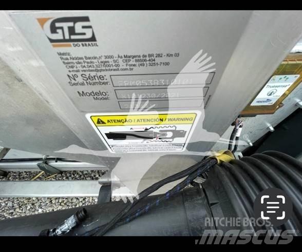 GTS X10 コンバイン・ハーベスター・ヘッド