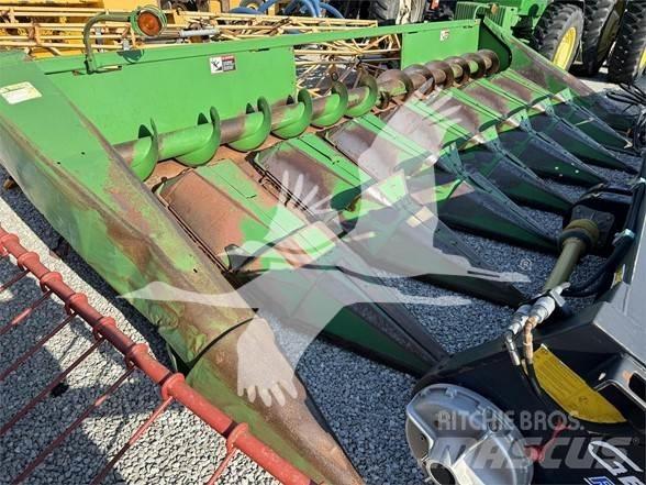 John Deere 843 コンバイン・ハーベスター・ヘッド