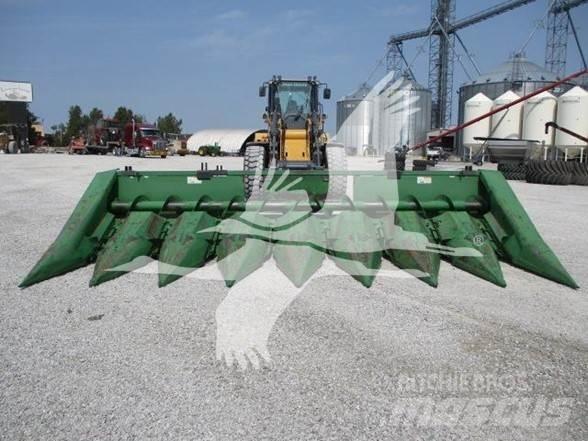 John Deere 843 コンバイン・ハーベスター・ヘッド