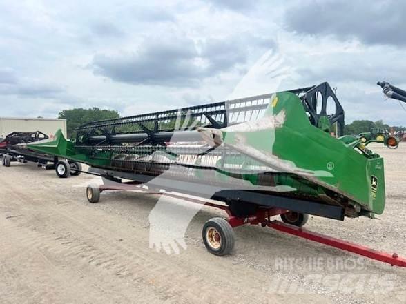 John Deere 925 コンバイン・ハーベスター・ヘッド