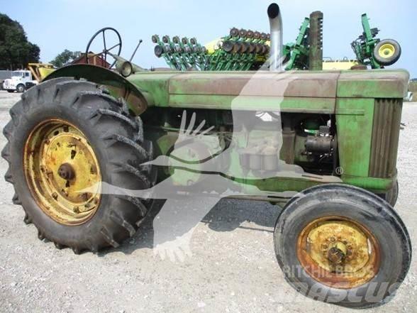 John Deere R トラクター