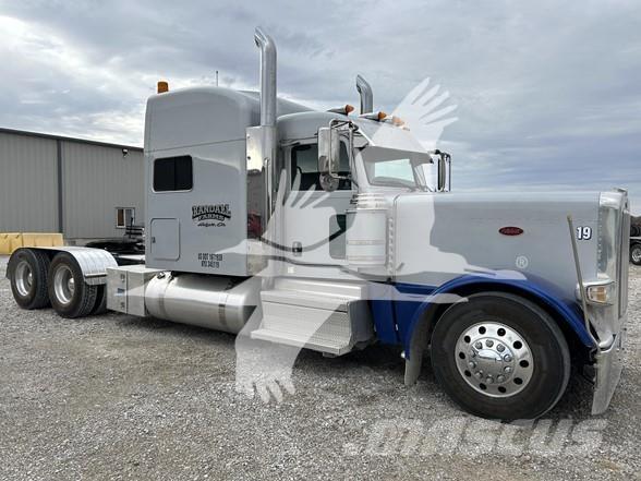 Peterbilt 389 中古トラクターヘッド | トレーラーヘッド
