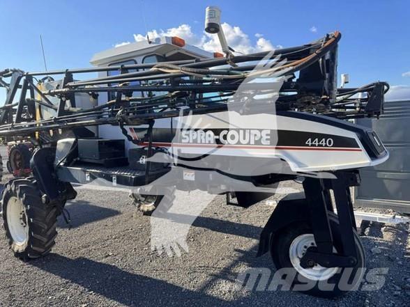 SpraCoupe 4440 自走式噴霧器
