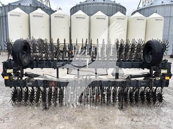YETTER 3530 その他耕運機とアクセサリー・アタッチメント