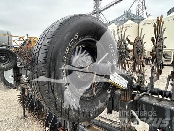 YETTER 3530 その他耕運機とアクセサリー・アタッチメント