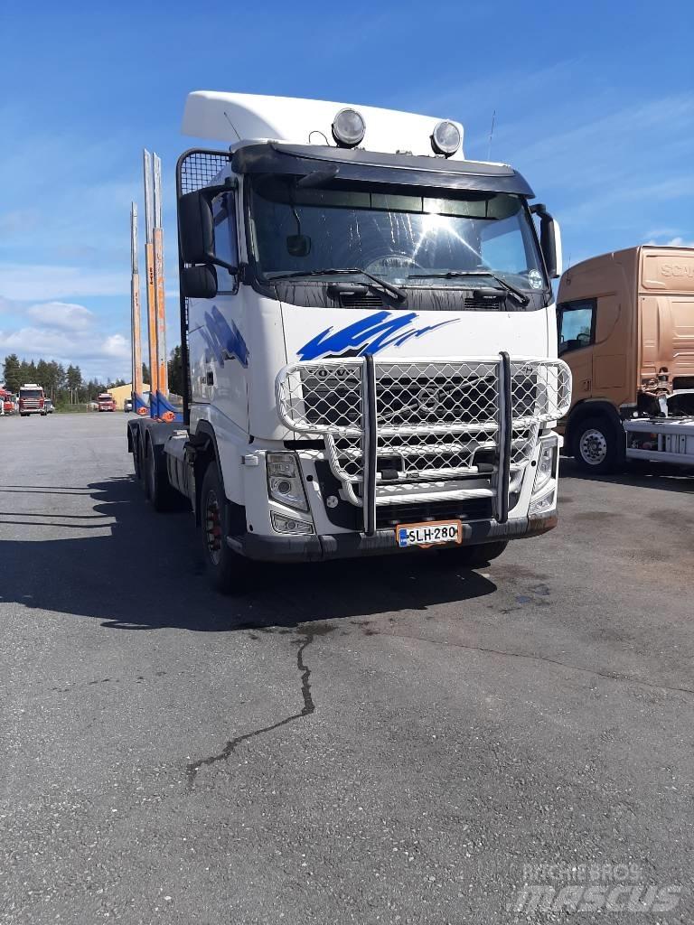 Volvo FH 13 木材トラック