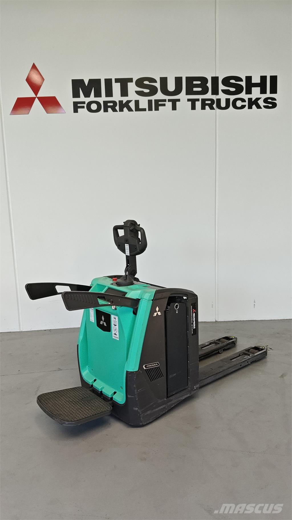 Mitsubishi PBV20N3 プラットホームトラック