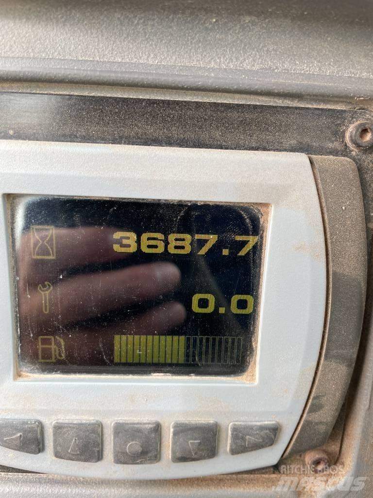 JCB 85 Z-1 中型油圧ショベル 7ｔ-12ｔ（ユンボ・パワーショベル・バックホー）