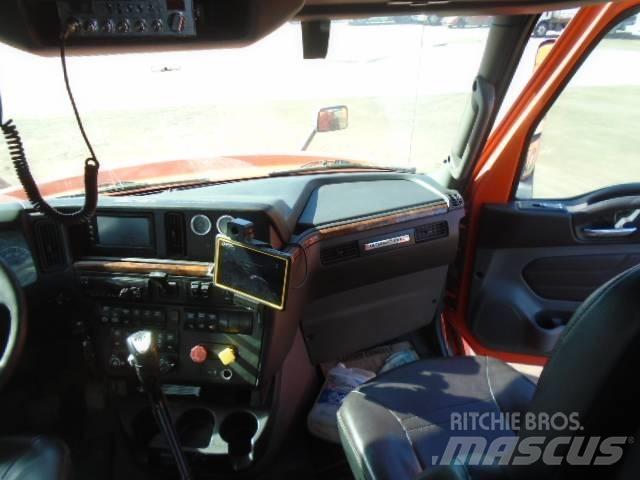International LT 625 中古トラクターヘッド | トレーラーヘッド