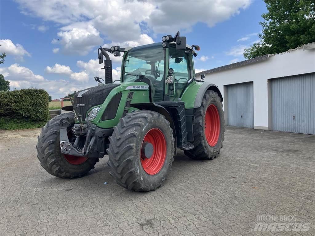 Fendt 718 SCR トラクター