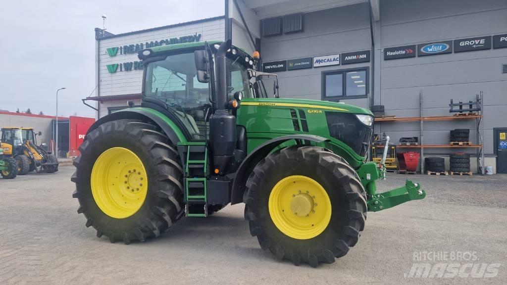 John Deere 6230 R トラクター