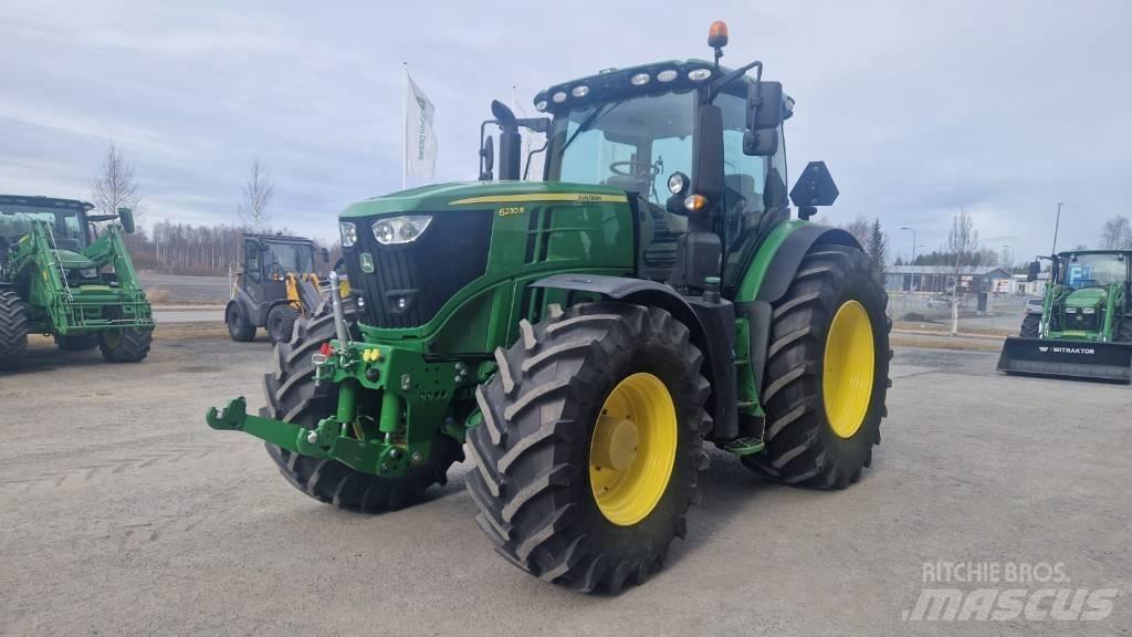 John Deere 6230 R トラクター