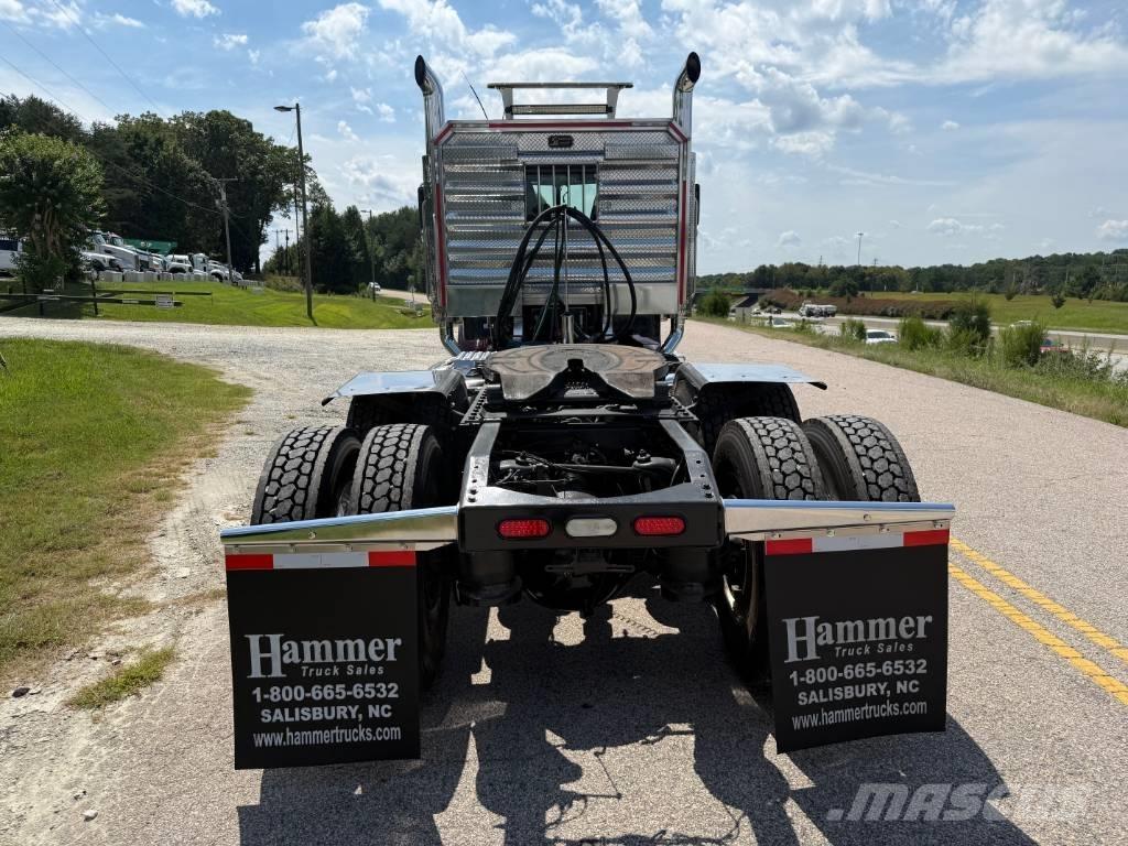 Peterbilt 389 中古トラクターヘッド | トレーラーヘッド